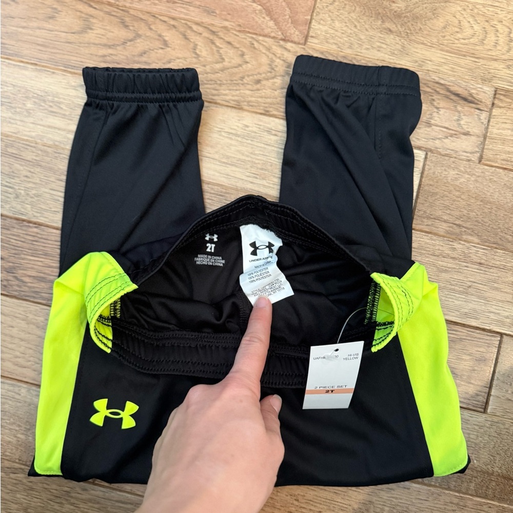 Under Armour Kids Black and Neon Green Joggers - 2T